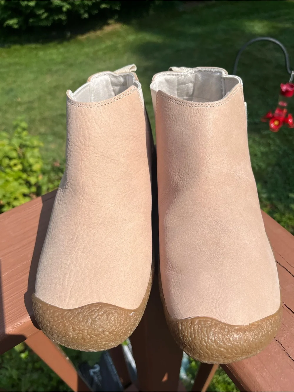 KEEN Women's Mosey Chelsea Leather Ankle Boots - Safari Birch Size 8.5 NEW